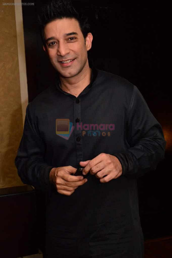 Suneet Varma at Smoke House Cocktail Club in Capital, Mumbai on 9th March 2013