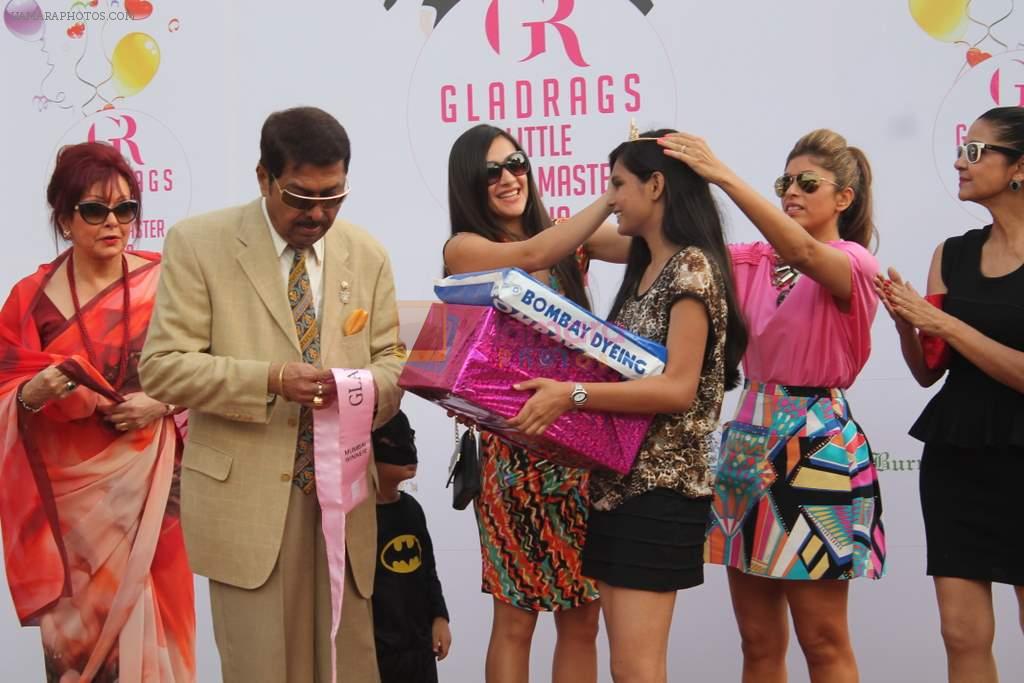 Tara Sharma,  Maureen Wadia at Gladrags Little Masters C N Wadia gold Cup in Mumbai on 10th March 2013