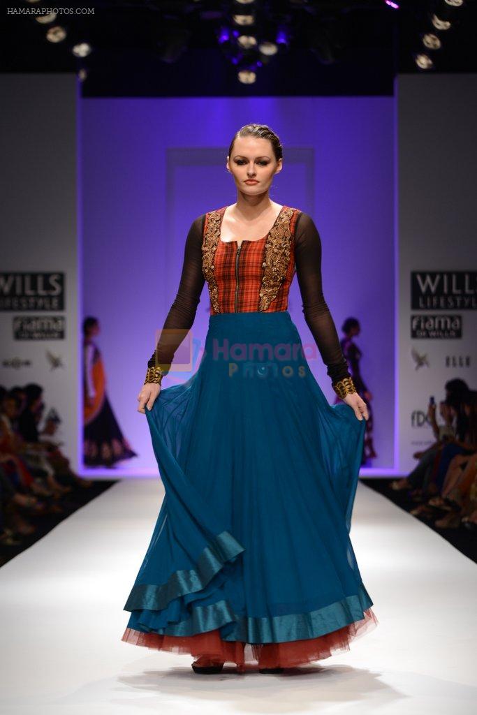 Model walks the ramp for Joy Mitra Show at Wills Lifestyle India Fashion Week 2013 Day 3 in Mumbai on 15th March 2013