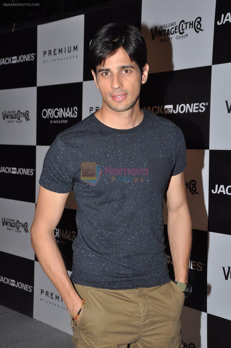 Siddharth Malhotra at Bestseller brands Jack & Jones, Vero Moda and ONLY in Mumbai on 20th March 2013