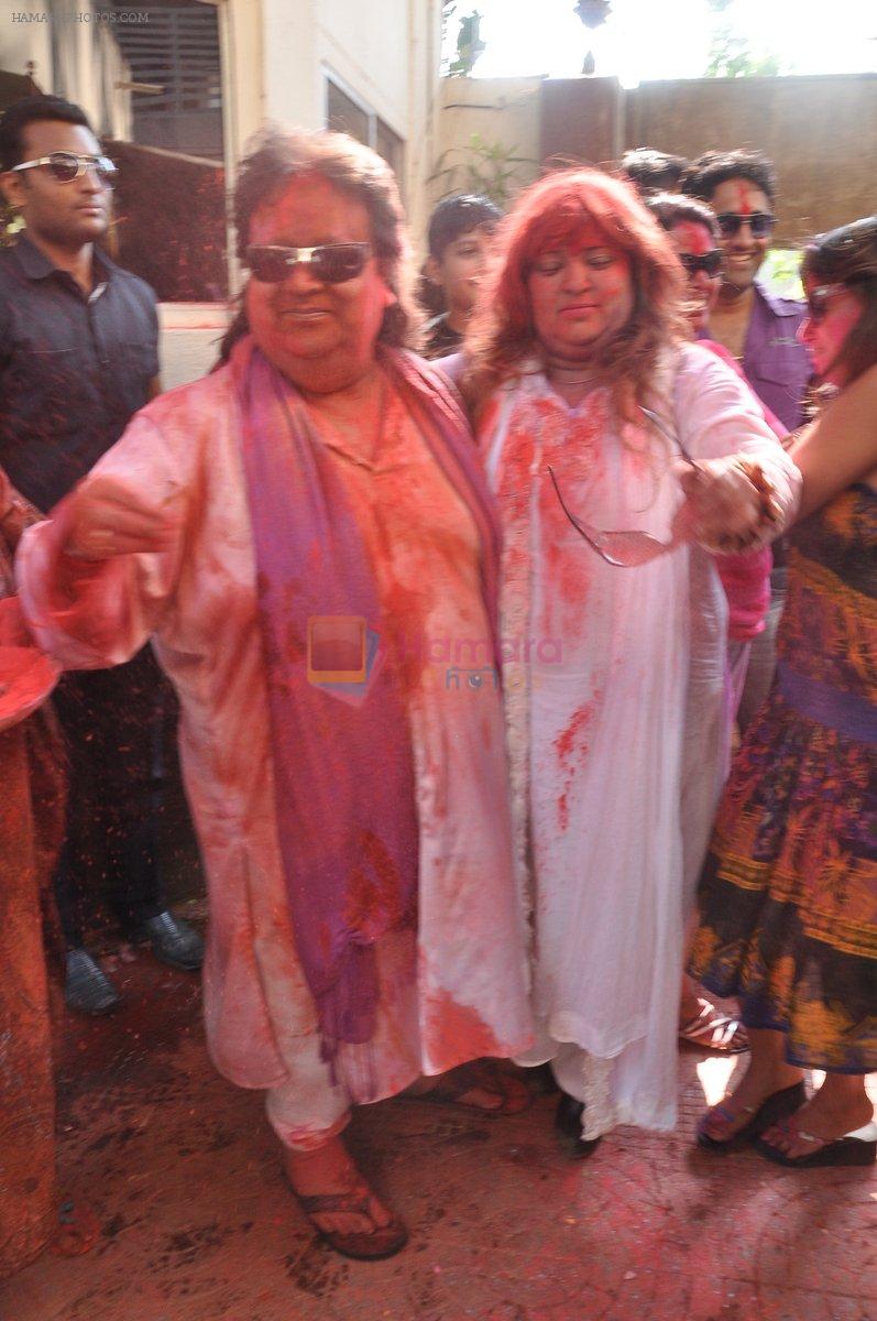 Dolly Bindra, Bappi Lahiri at Bappi Lahiri's Holi Celebration at home on 27th March 2013
