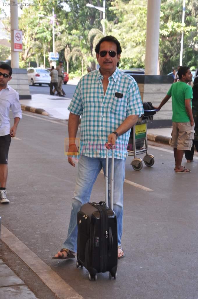 Kiran Kumar leave for charity match in Delhi Airport on 30th March 2013