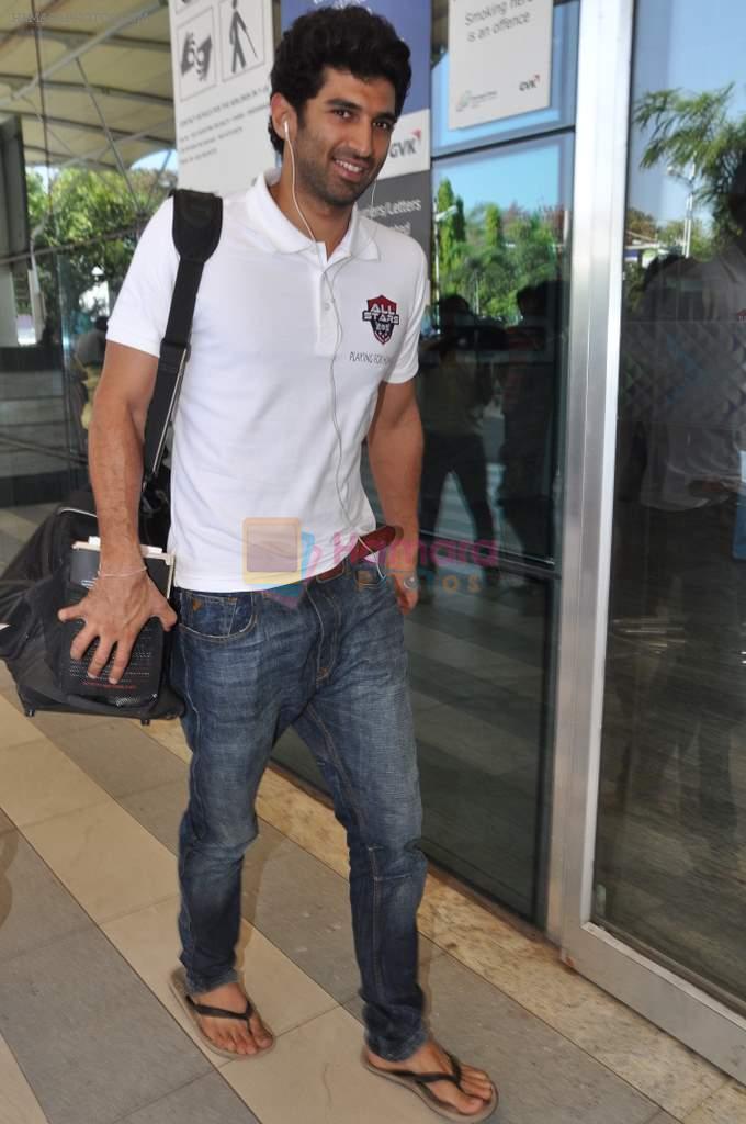 Aditya Roy Kapur leave for charity match in Delhi Airport on 30th March 2013