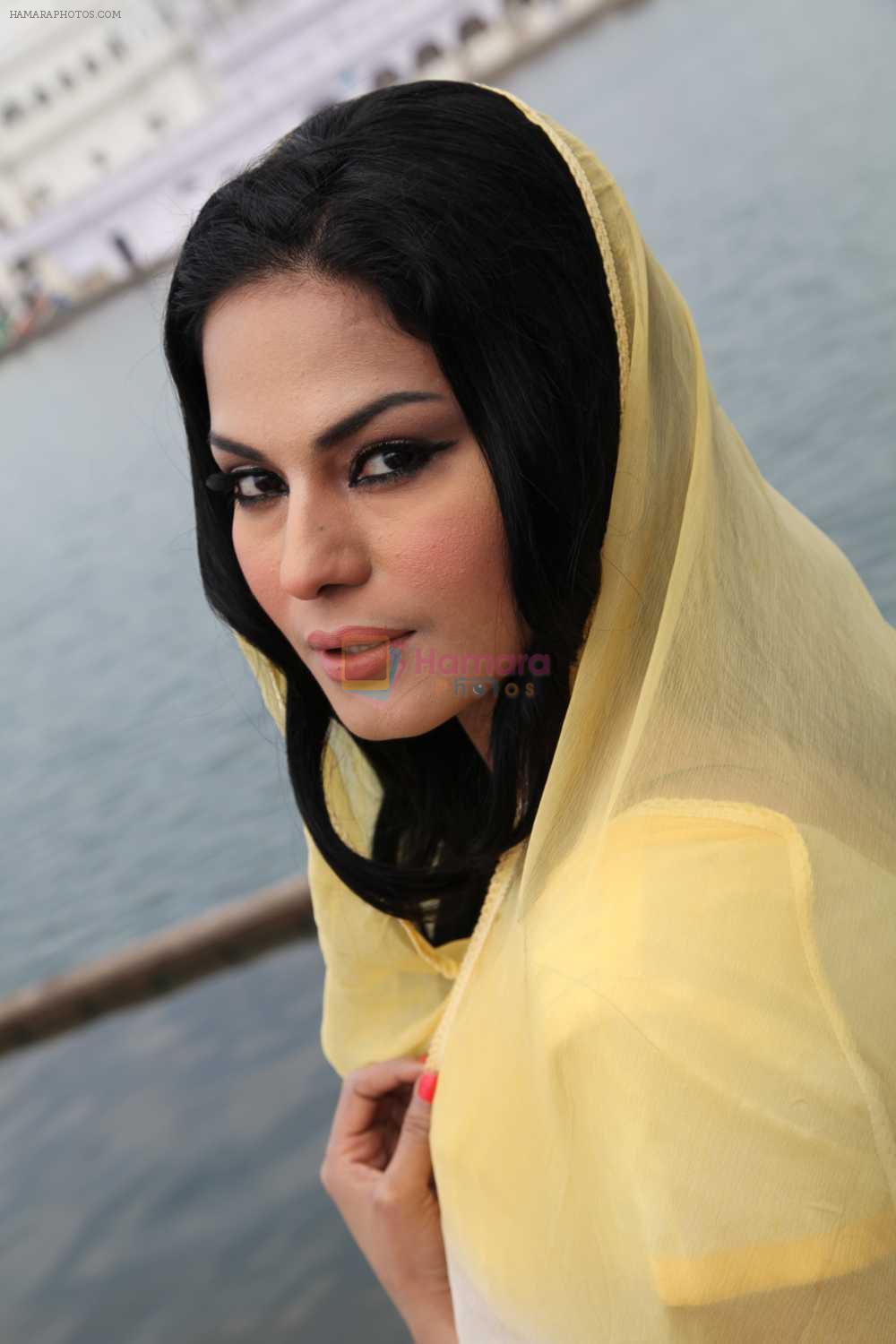 Veena Mali at Gurudwara48