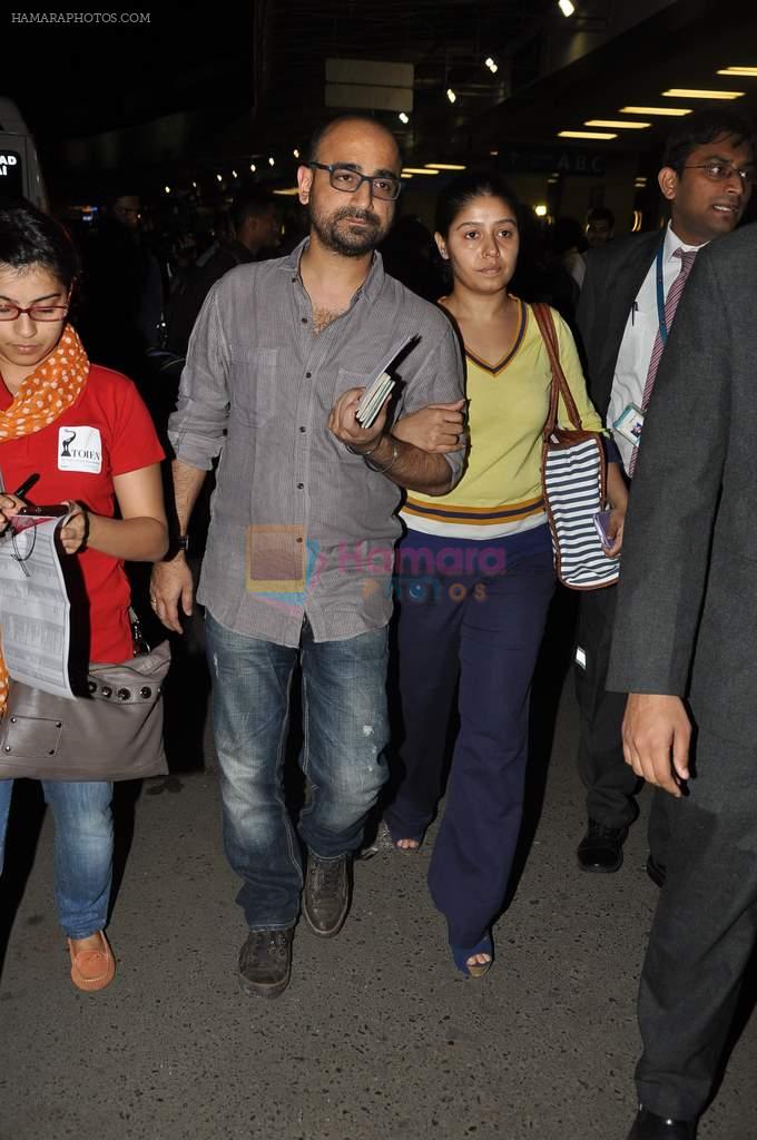 Sunidhi Chauhan leave for TOIFA DAY 2 in Mumbai on 2nd April 2013