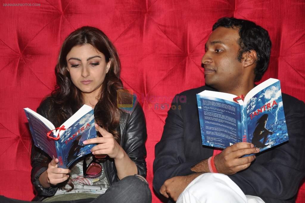 Soha Ali Khan at Tantra book reading in Bandra, Mumbai on 3rd April 2013