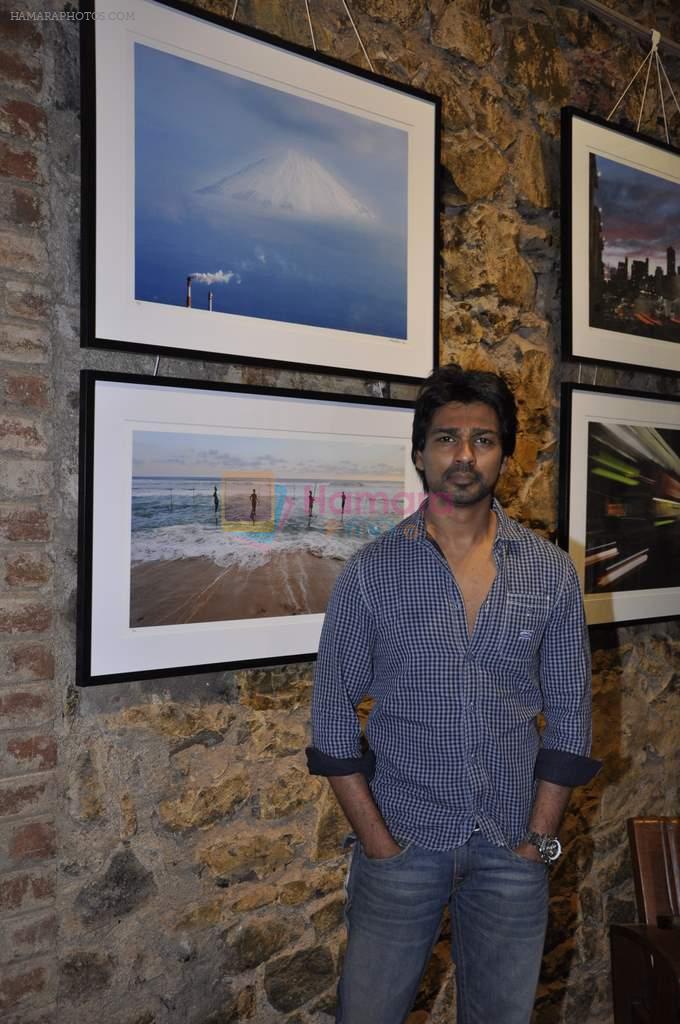 Nikhil Dwivedi at Shantanu Das Photo Exhibition, Mumbai on 5th April 2013