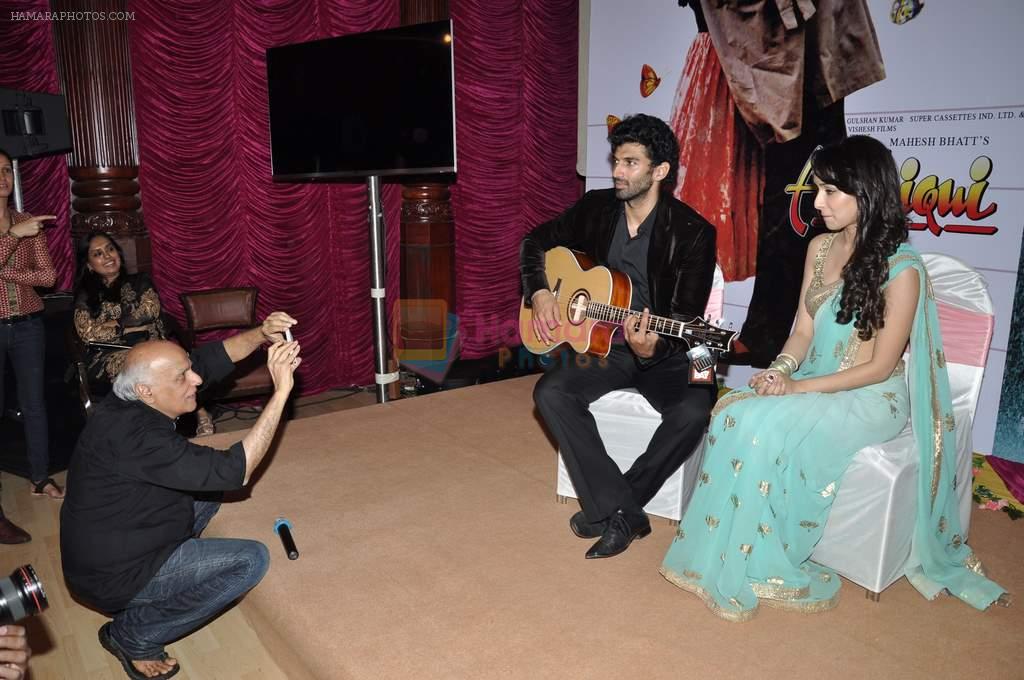 Shraddha Kapoor, Aditya Roy Kapur at the Audio release of Aashiqui 2 at Sudeep Studios in Khar, Mumbai on 8th April 2013