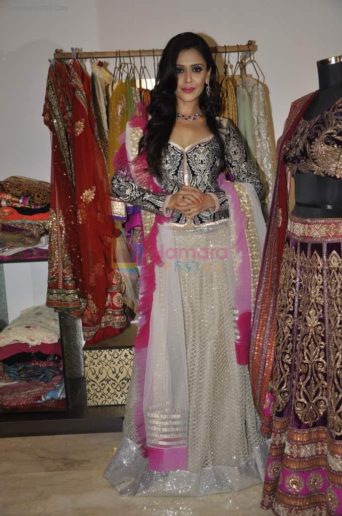 Hrishita Bhatt dressed up by Amy Billimoria on 9th April 2013