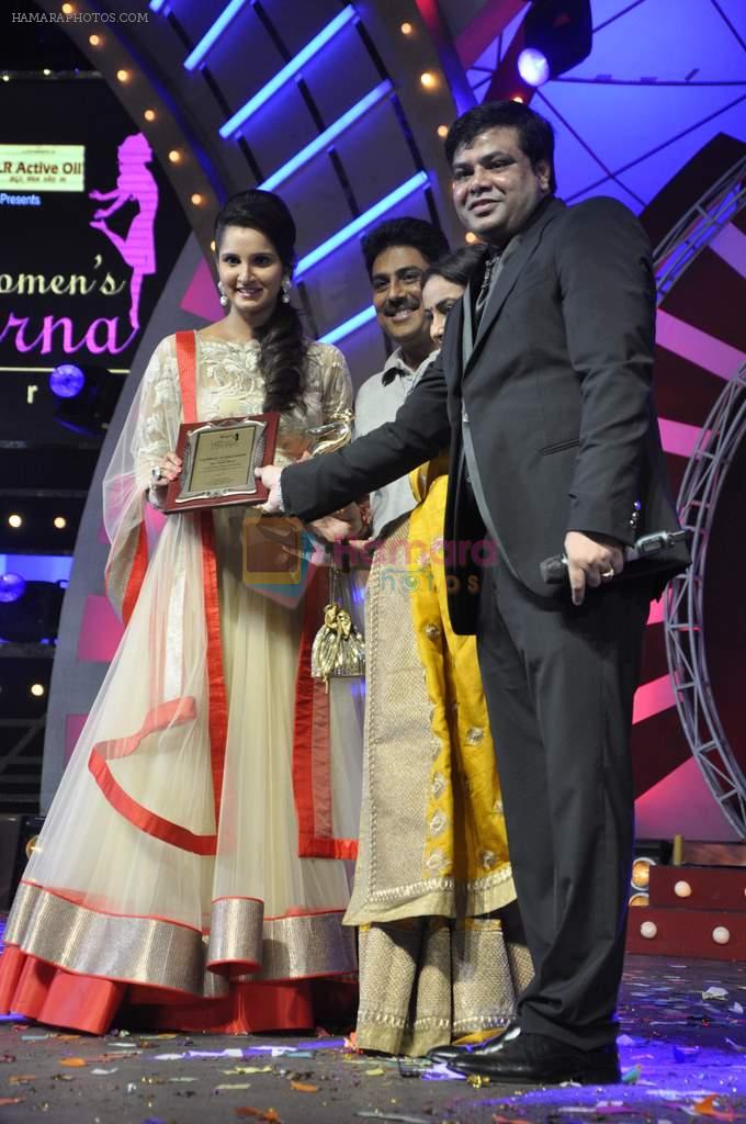 Sania Mirza, Divya Dutta at Women's Prerna Awards in Mumbai on 9th April 2013