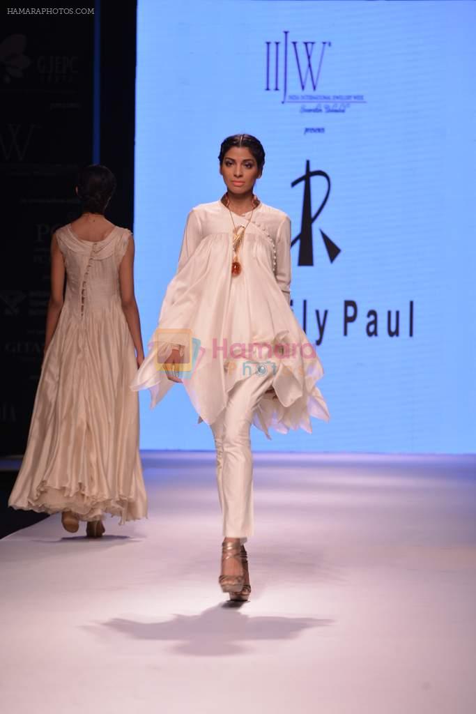 Model walk the ramp for Rosily at  IIJW Delhi day 1 on 12th April 2013