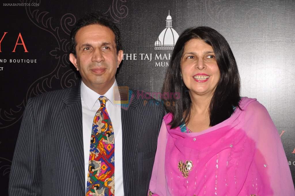 Parvez Damania at Zoya introduces exquisite Jewels of the Crown jewellery line in Mumbai on 13th April 2013