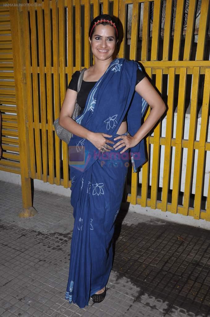Sona Mohapatra at Bombay Talkies screening in Ketnav, Mumbai on 30th April 2013