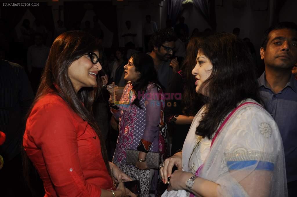 Alvira Khan at the launch of Live Well Diet book in Ravindra Natya Mandir on 3rd May 2013