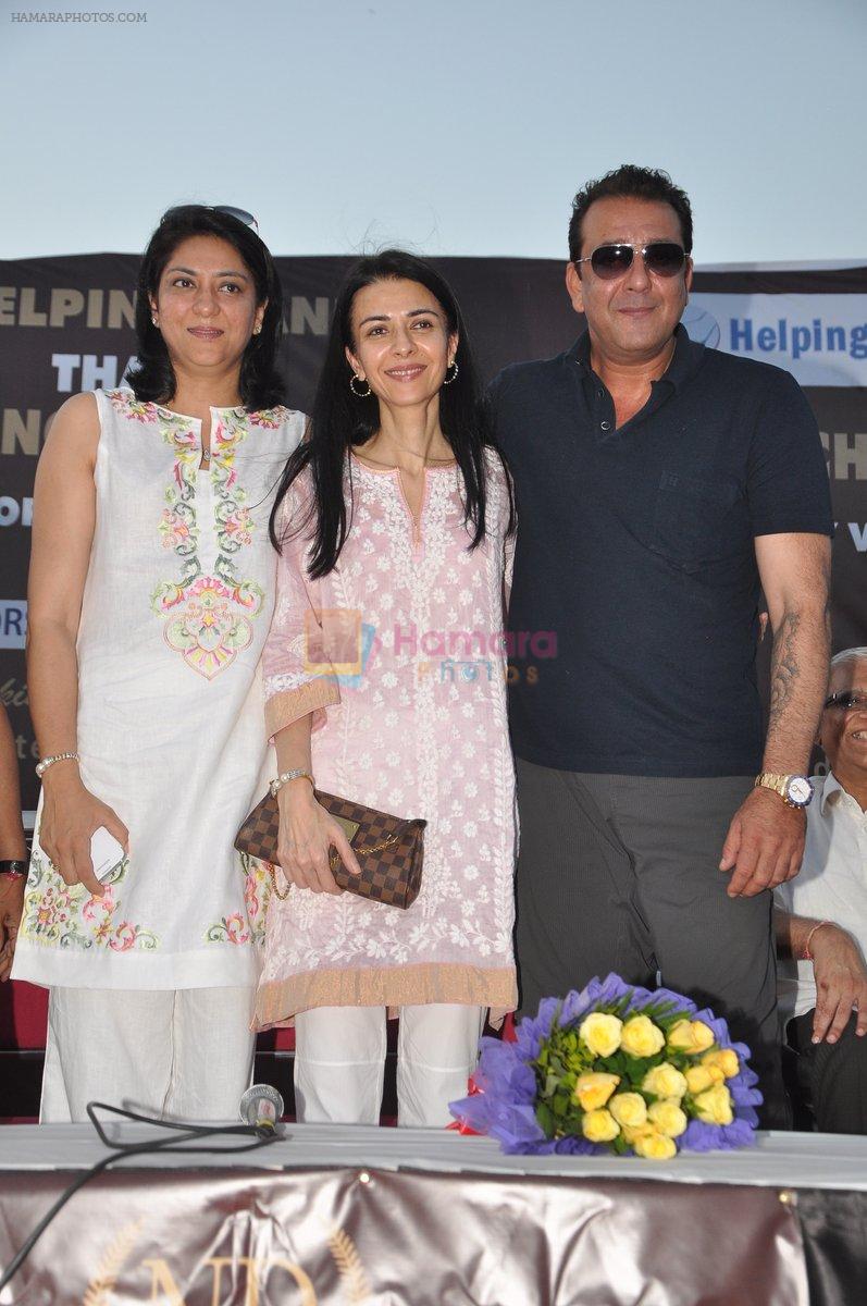 Sanjay Dutt & Priya Dutt Memorial Donate a Mobile Mamography Unit for good cause in Bandra, Mumbai on 5th May 2013