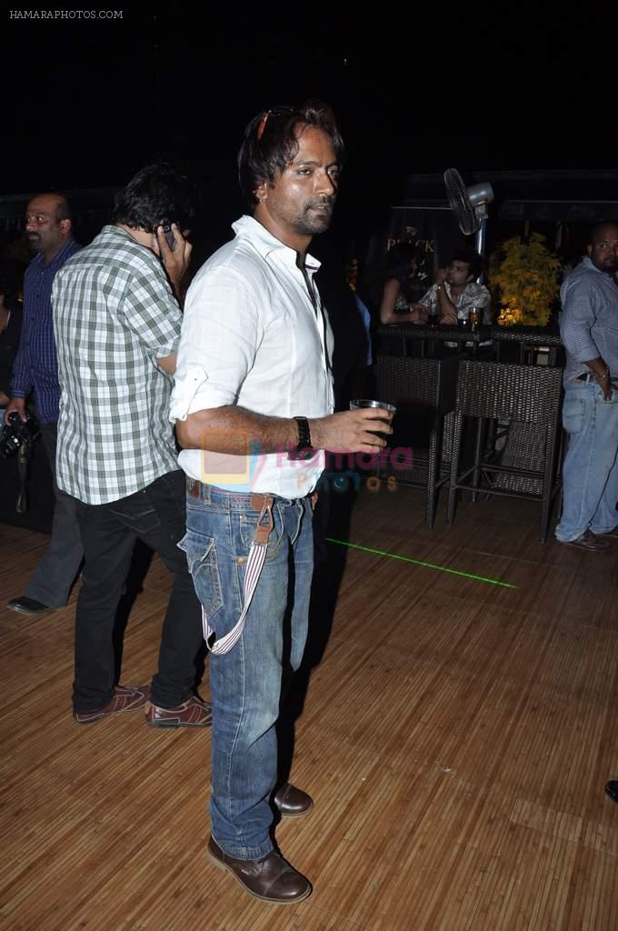 Nawazuddin Siddiqui at sheesha lounge showman group bash in Mumbai on 6th May 2013