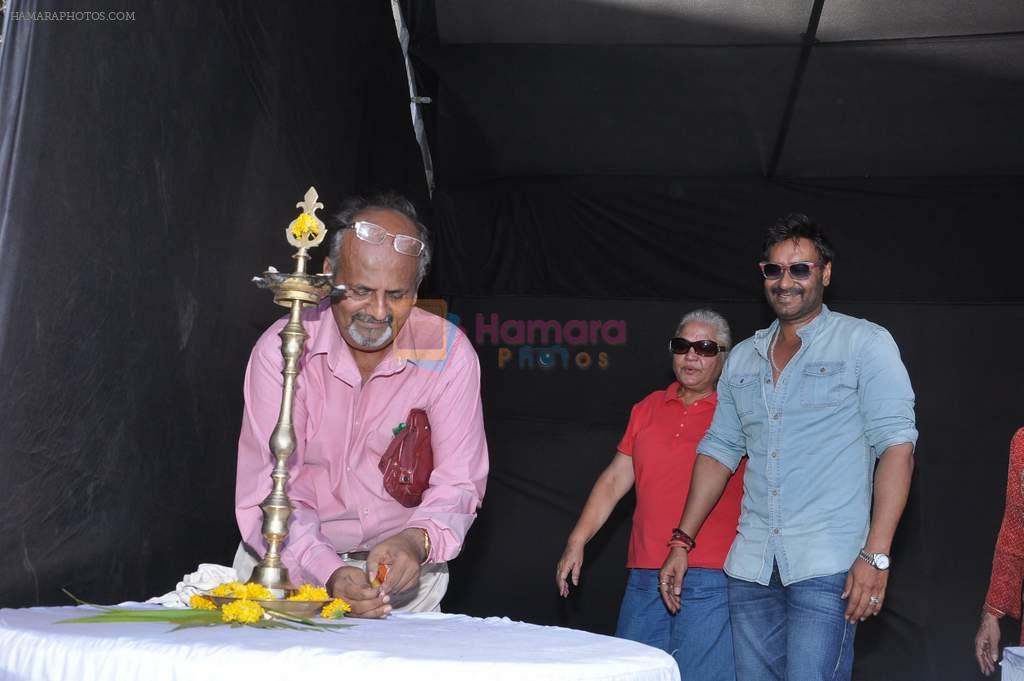 Ajay Devgan, Kajol at Clean Lonavala program in Mumbai on 11th May 2013