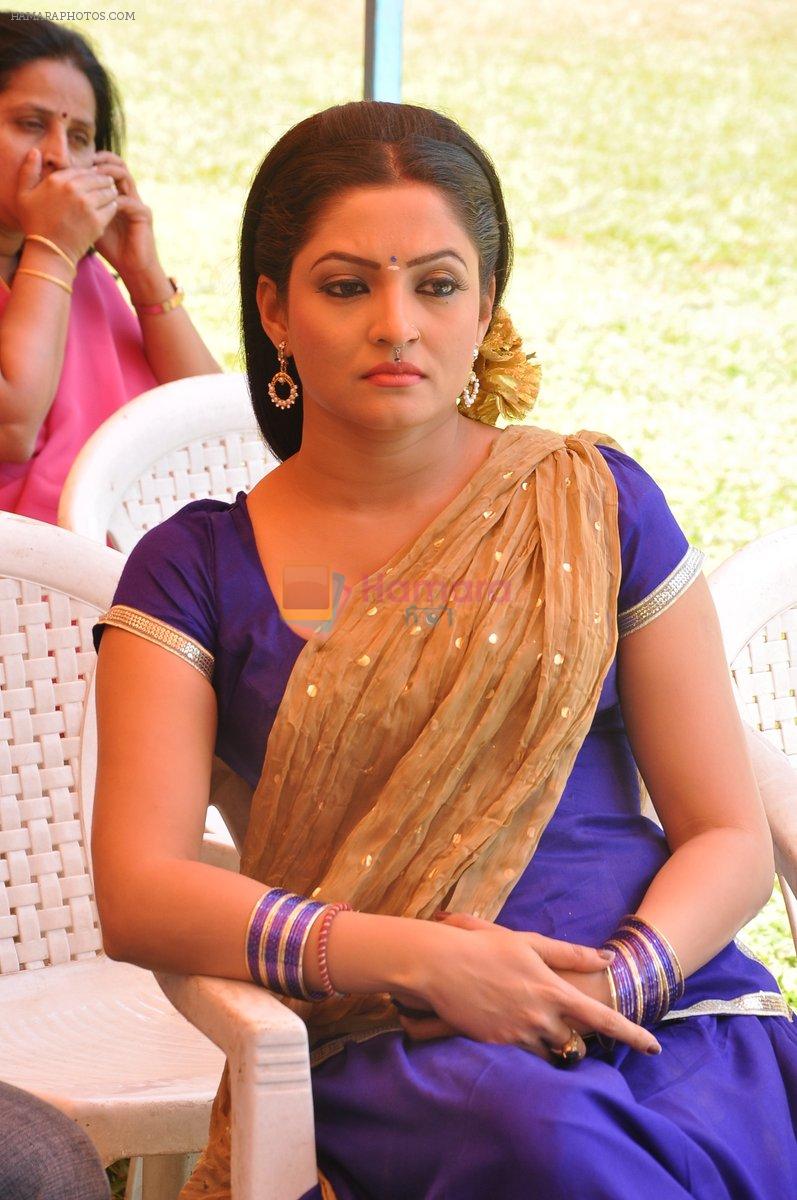 Nisha Parulekar at the Mahurat of Marathi movie Full to Dhamaal in Madh, Mumbai on 13th May 2013