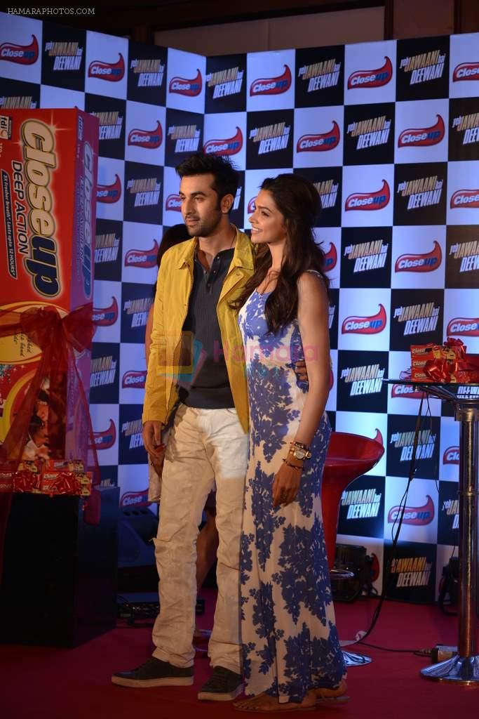 Deepika Padukone, Ranbir Kapoor at Yeh Jawaani Hai Deewani Closeup Event in Taj Land's End, Bandra, Mumbai on 17th May 2013
