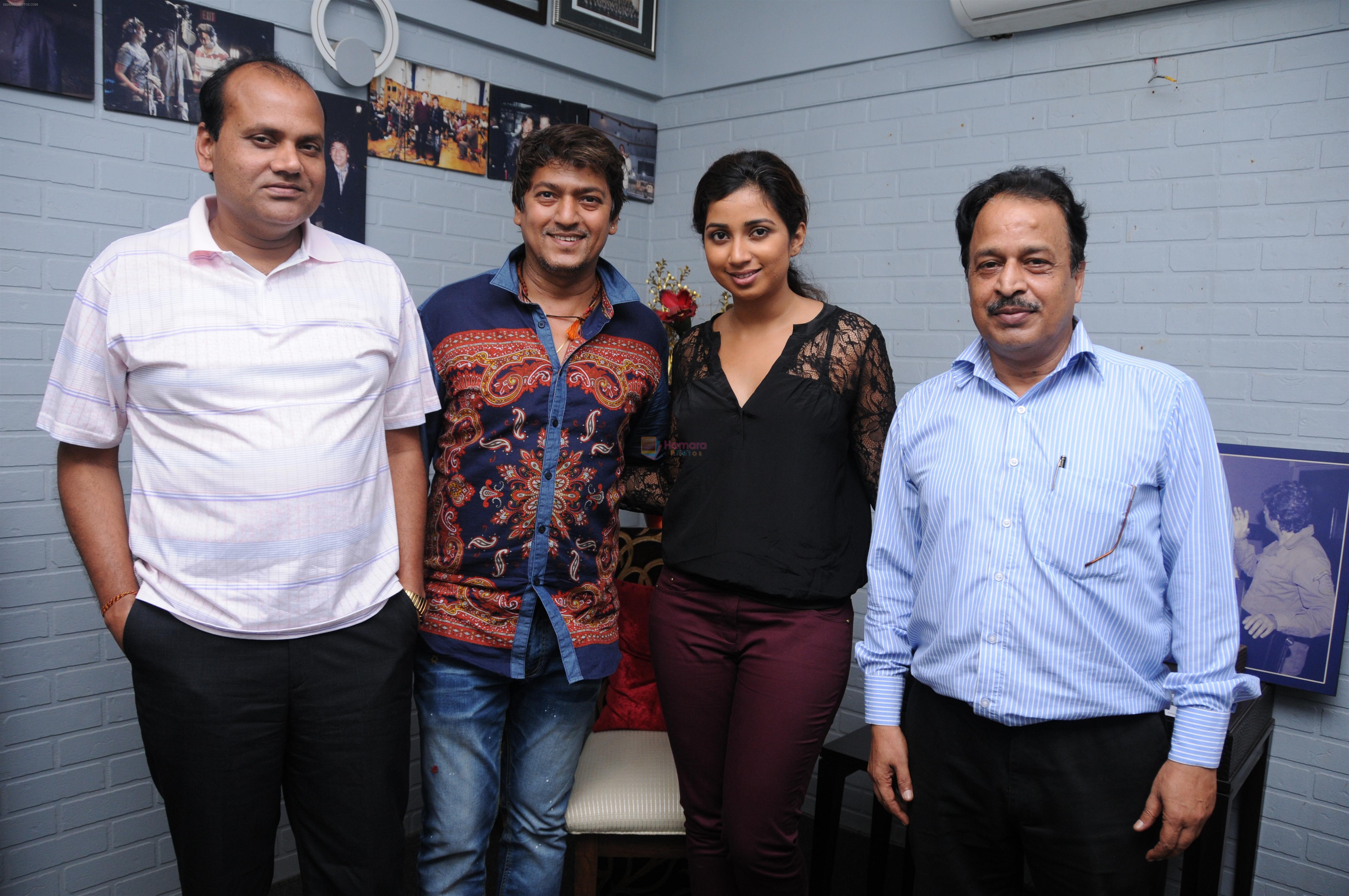 Dhananjay Kumar Yadav (Producer), Aadesh Srivastav,Shreya Ghosal, & B.N.Ojha