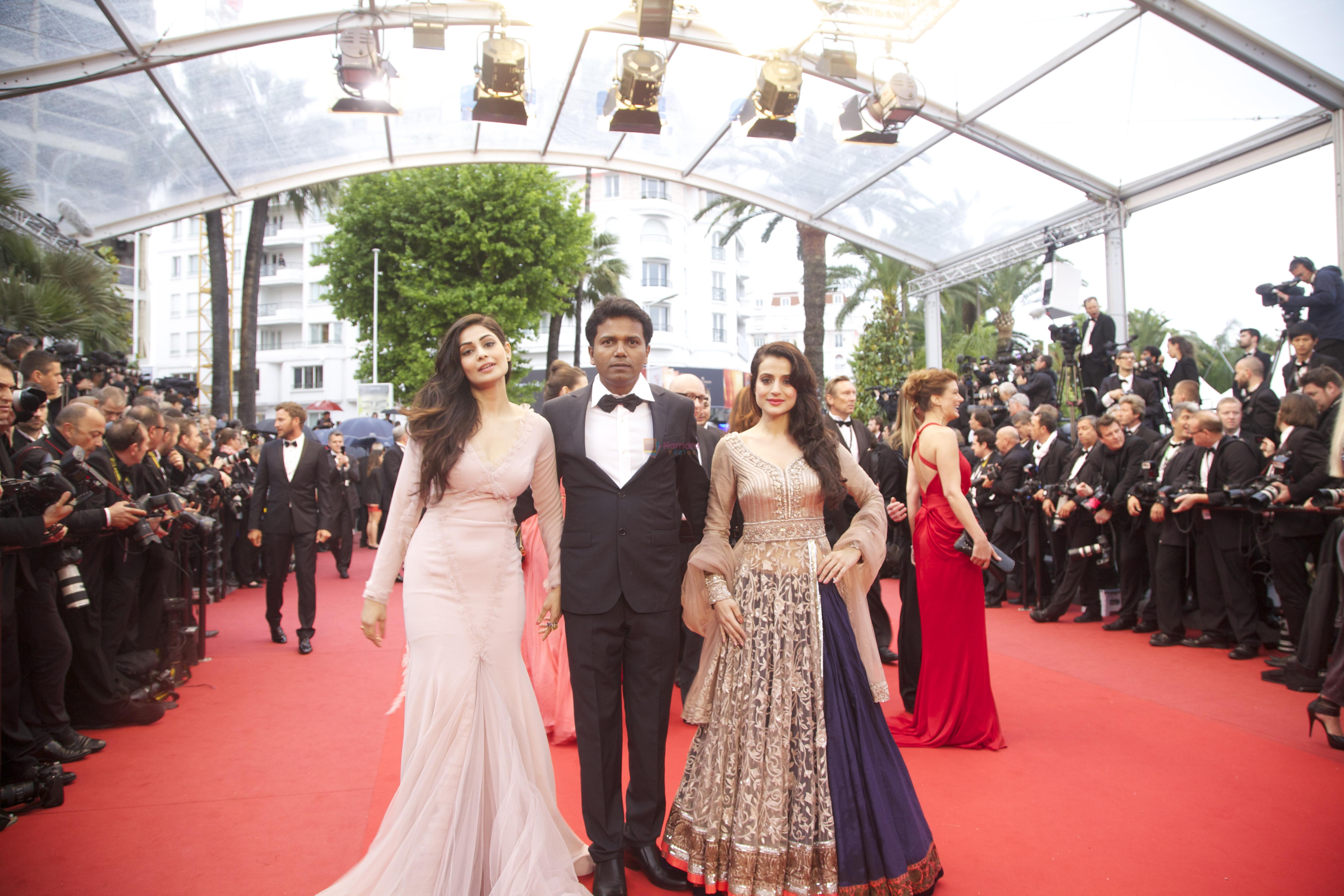 Puja Gupta Susi Ganeshan & Ameesha Patel at the Cannes screening of _All is Lost_