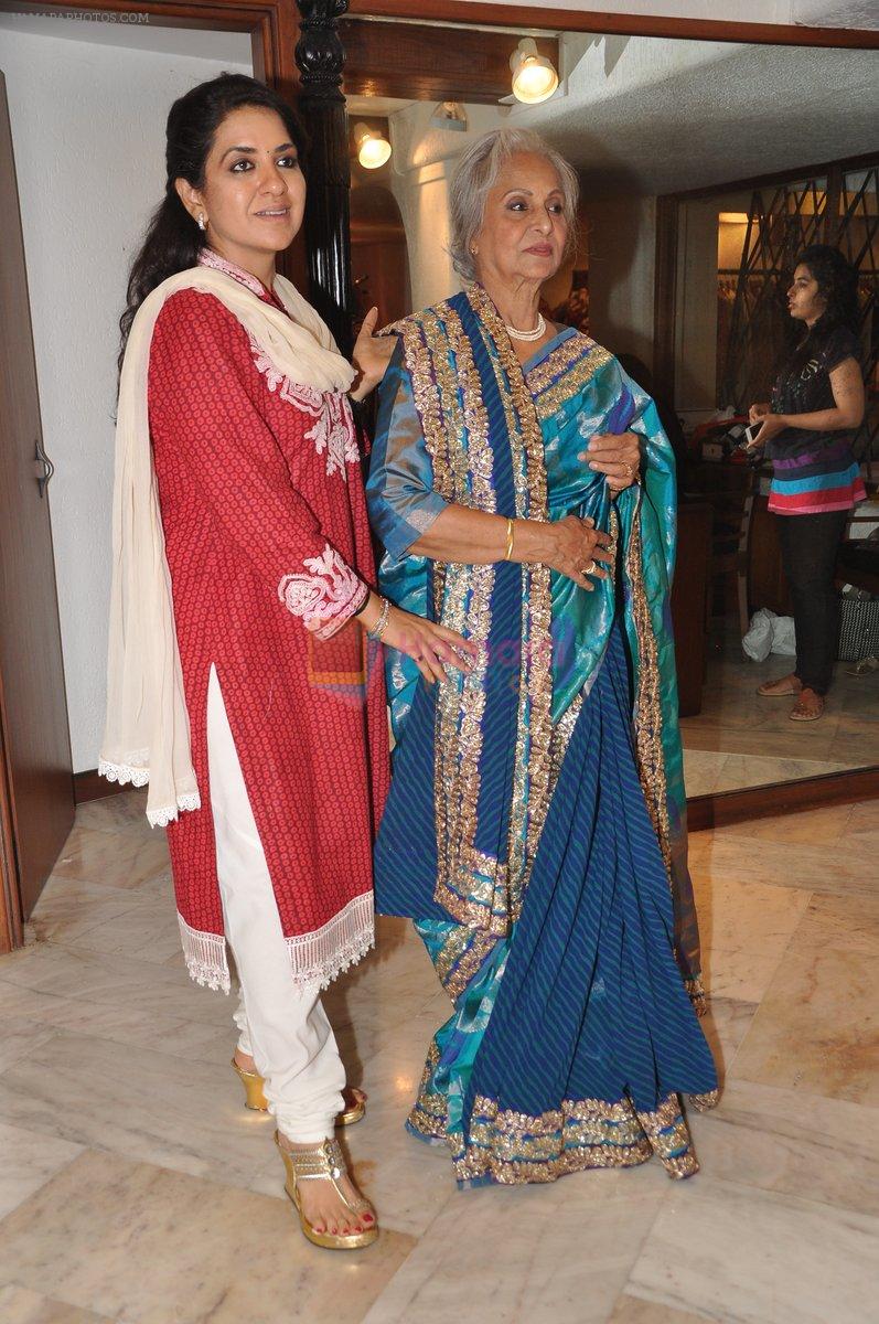 Shaina NC designs for Waheeda Rehman in Mumbai on 29th May 2013
