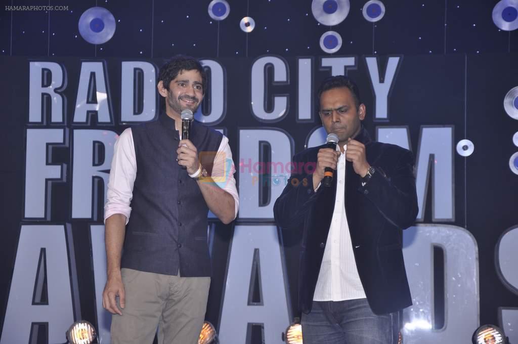 Gaurav Kapoor at Radio City Freedom Awards in Shangrila Hotel on 30th May 2013