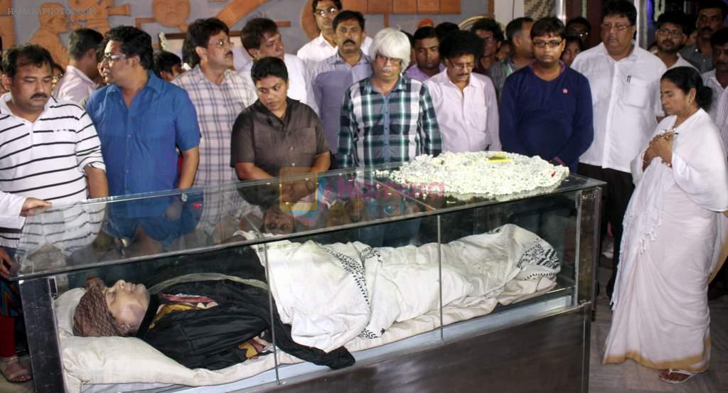 at Rituparno Ghosh funeral in Kolkatta on 30th May 2013