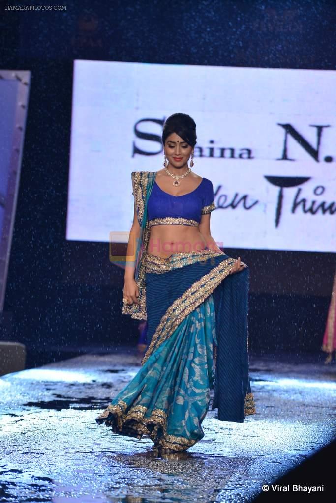Shriya Saran at Shaina NC's fashion show for CPAA in Mumbai on 2nd June 2013