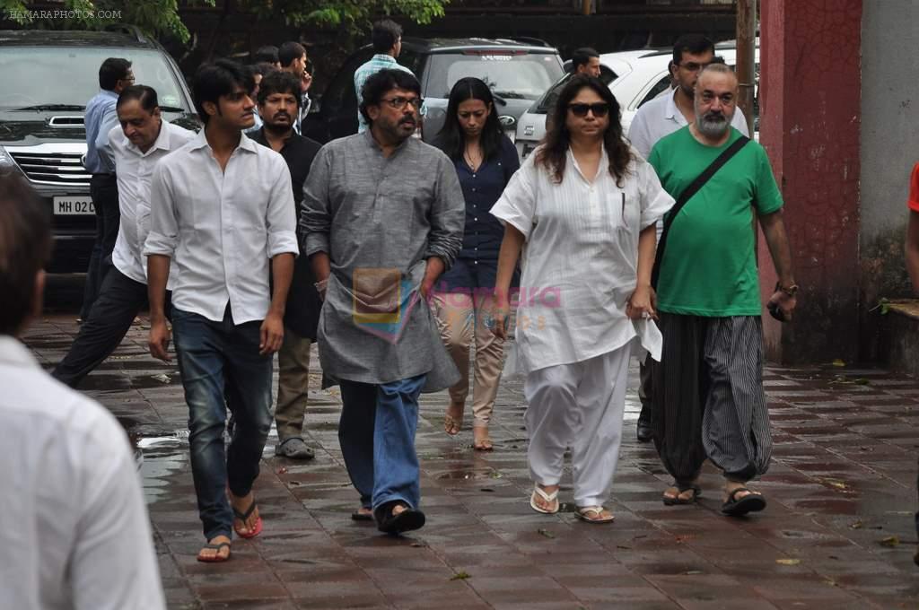 at Priyanka Chopra's dad funeral in Mumbai on 10th June 2013