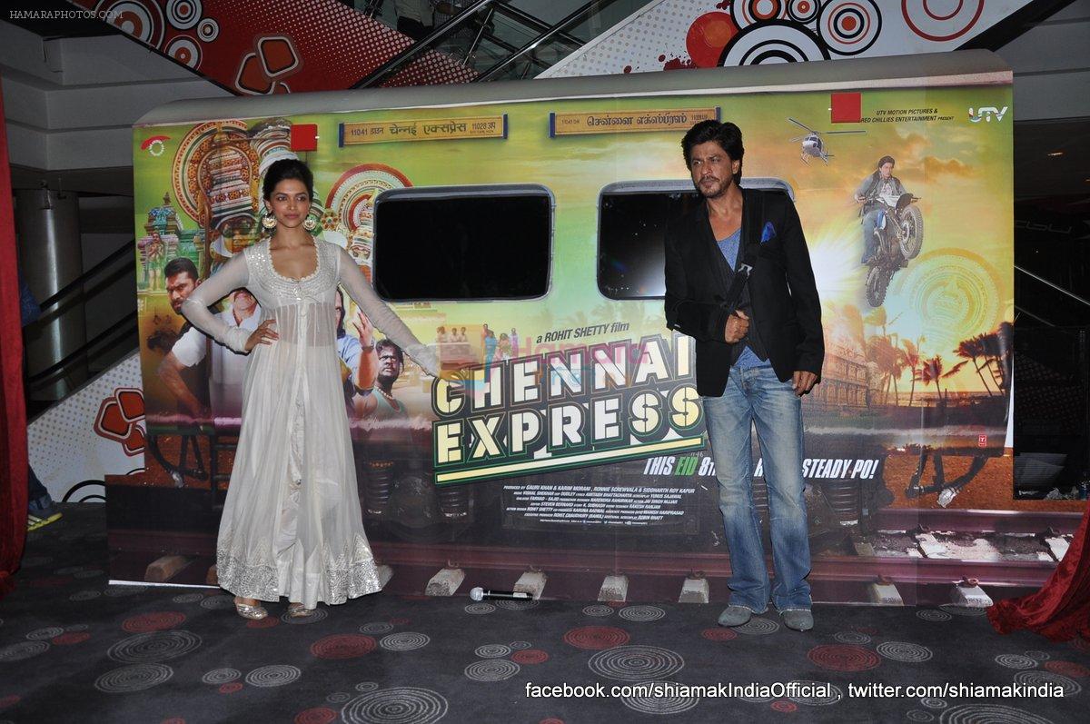 Shahrukh Khan, Deepika Padukone at the launch of rohit shetty's Chennai Express in Mumbai on 13th June 2013
