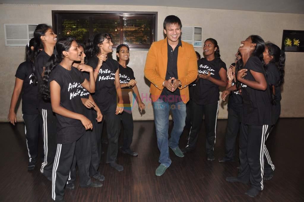Vivek Oberoi at arts in motion event in Mumbai on 15th June 2013