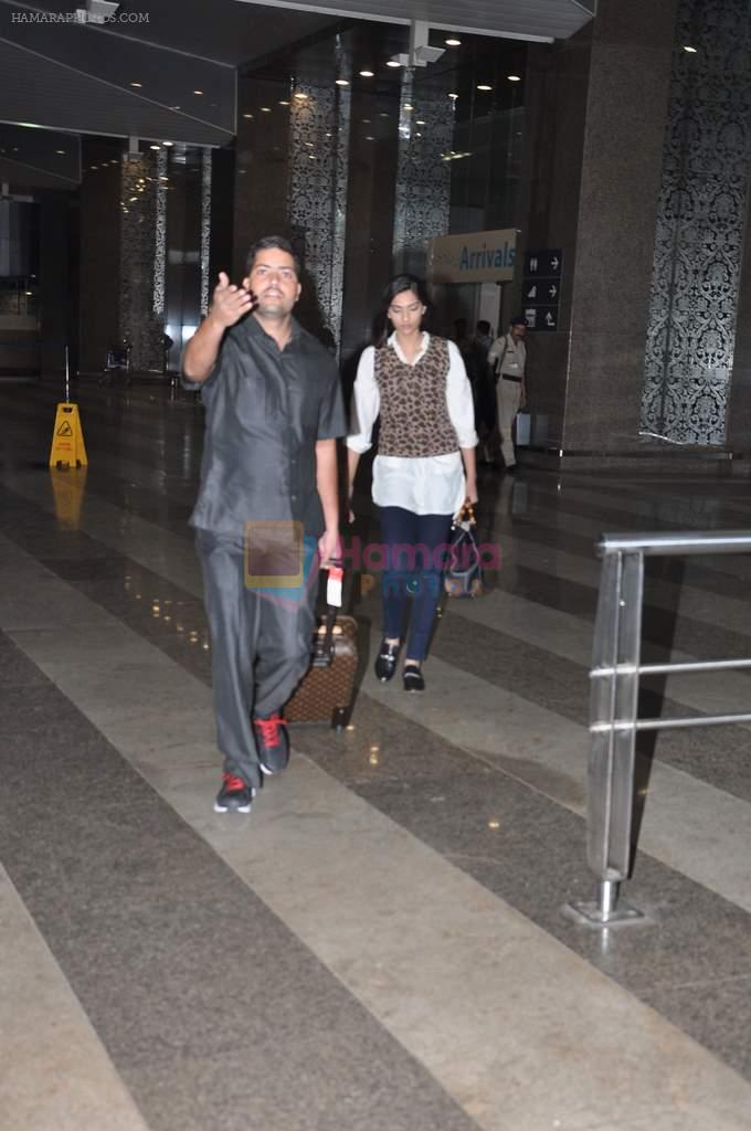 Sonam Kapoor return from Chennai in Mumbai Airport on 19th June 2013