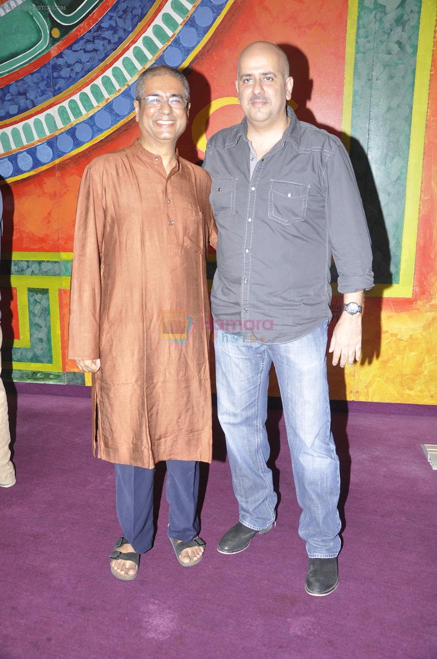 Mahesh Dattani & Ashvin Gidwani at the premier Show of The Big Fat City, A Play by Ashvin Gidwani productions in Tata NCPA, Mumbai on 23rd June 2013