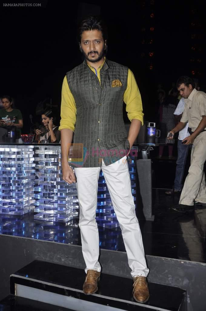Riteish Deshmukh on the sets of India's Dancing Superstars in Filmcity, Mumbai on 24th June 2013