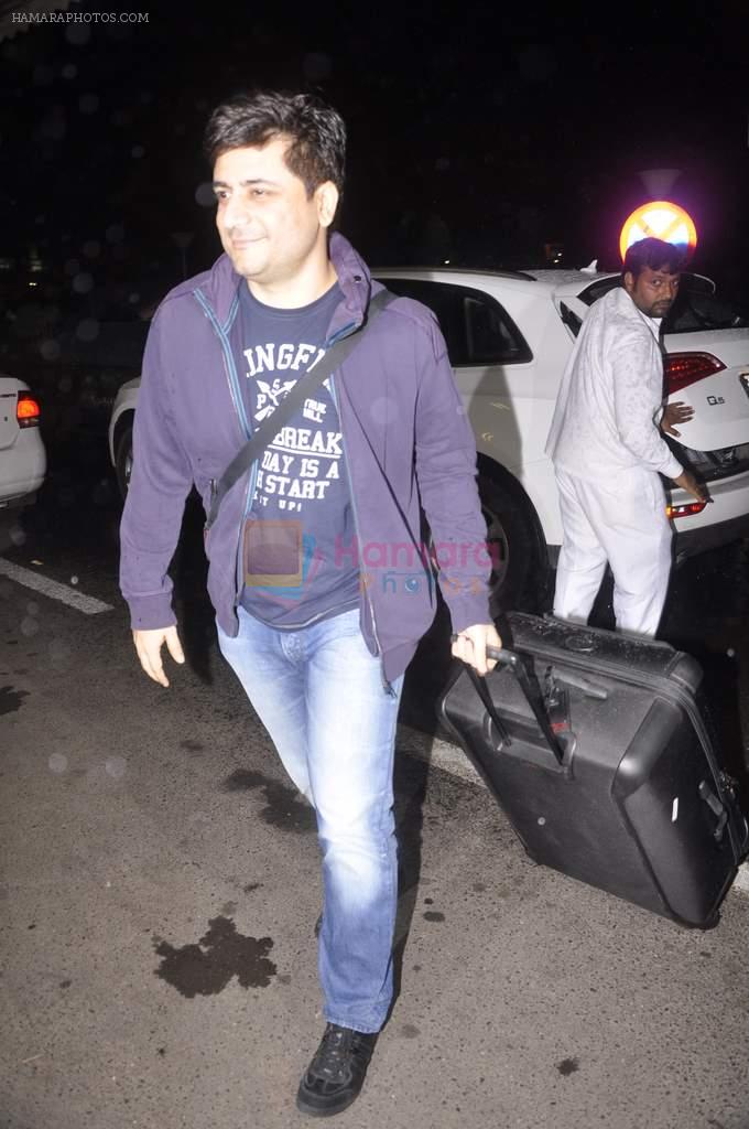 Goldie Behl leave for IIFA Awards 2013 Macau on day 1 on  2nd July 2013