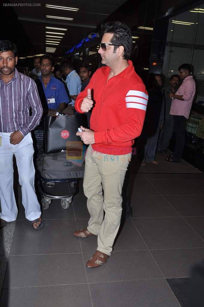 Fardeen Khan returns from IIFA in Airport, Mumbai on 9th July 2013