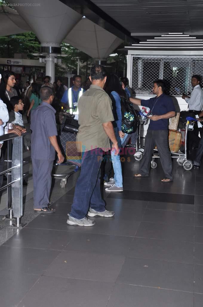 Katrina Kaif snapped at airport in Mumbai on 10th July 2013