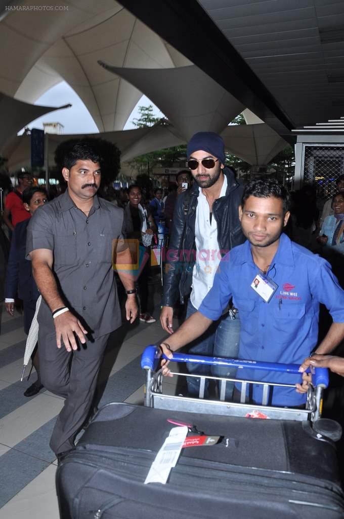 Ranbir Kapoor snapped at airport in Mumbai on 10th July 2013