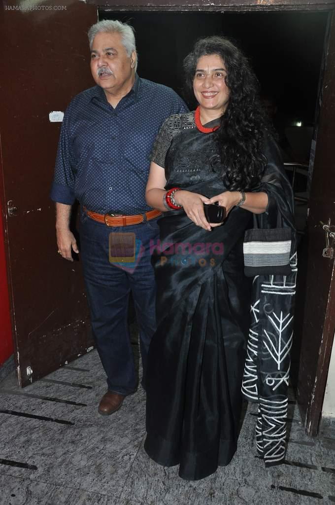 Satish Shah at Ramaiya Vastavaiya screening in Pvr, Mumbai on 18th July 2013
