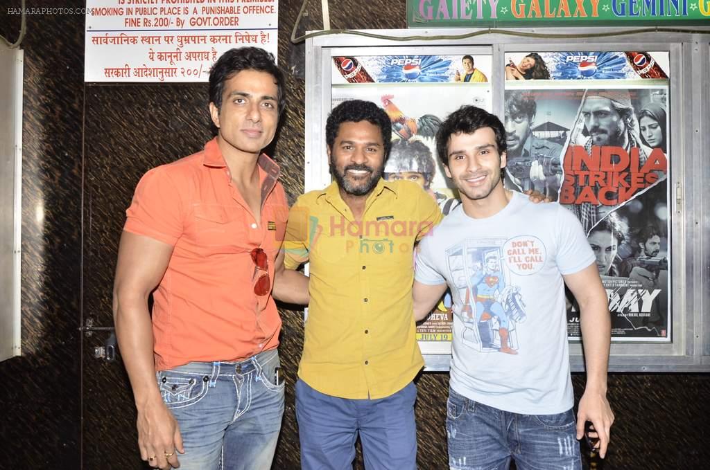 Sonu Sood, Prabhu Deva, Girish Taurani watch Ramaiya Vastavaiya in Gaiety, Bandra, Mumbai on 19th July 2013