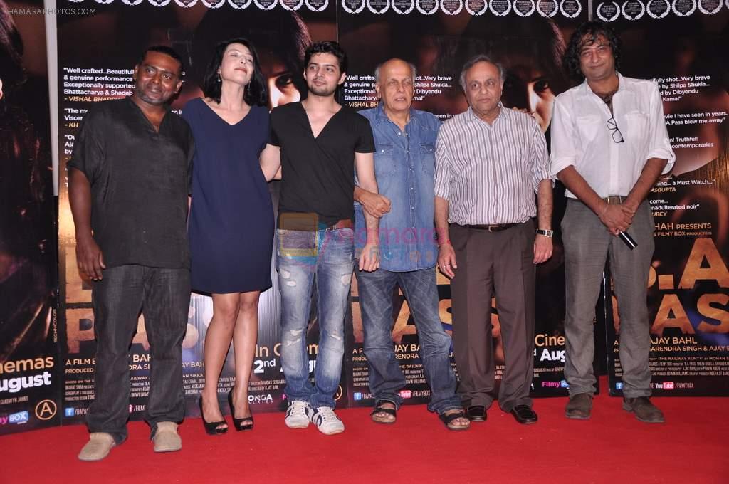 Dibyendu Bhattacharya, Shilpa Shukla, Ajay Bahl, Shadab Kamal, Mahesh Bhatt, Bharat Shah at Ba. Pass film promotions in PVR, Mumbai on 22nd July 2013