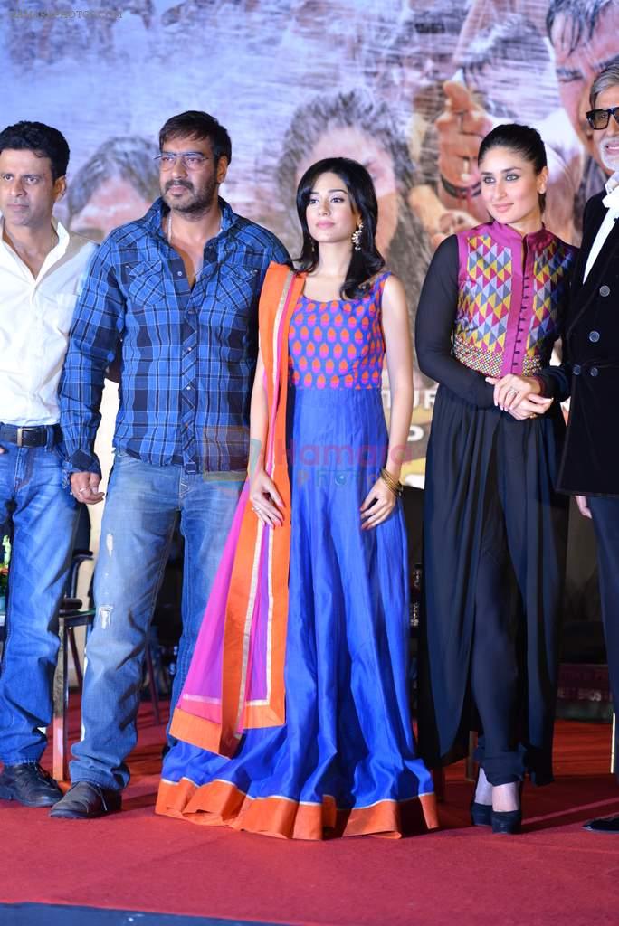 Ajay Devgn, Amrita Rao, Kareena Kapoor, Amitabh Bachchan at Launch of Raghupati Raghav song from Satyagraha in Mumbai on 25th July 2013