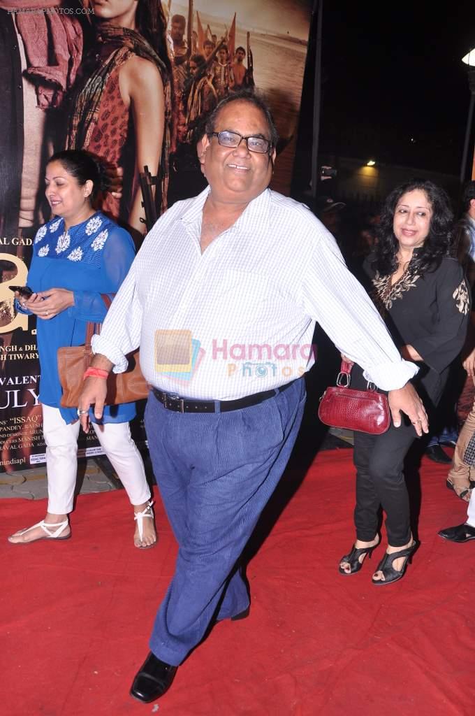 Satish Kaushik at Issaq premiere in Mumbai on 25th July 2013