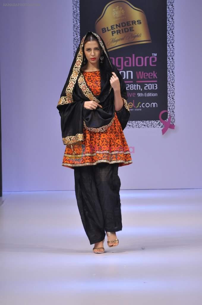 Model walks at Bangalore Fashion Week on 30th July 2013,2