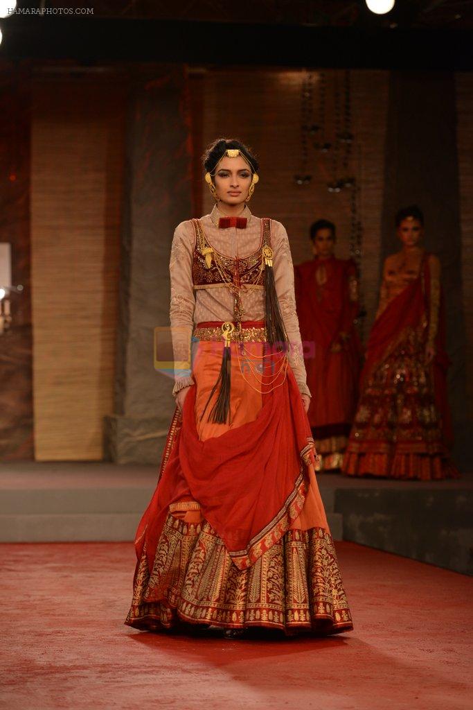 Model walks for Anju Modi at PCJ Delhi Couture Week day 1 on 31st July 2013