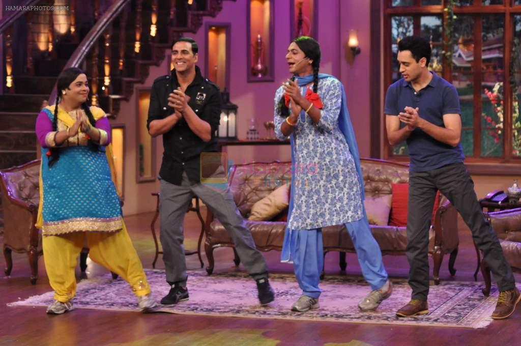 Akshay Kumar, Imran Khan promote Once upon a time in Mumbai Dobara on the sets of Comedy Nights with Kapil in Filmcity on 1st Aug 2013