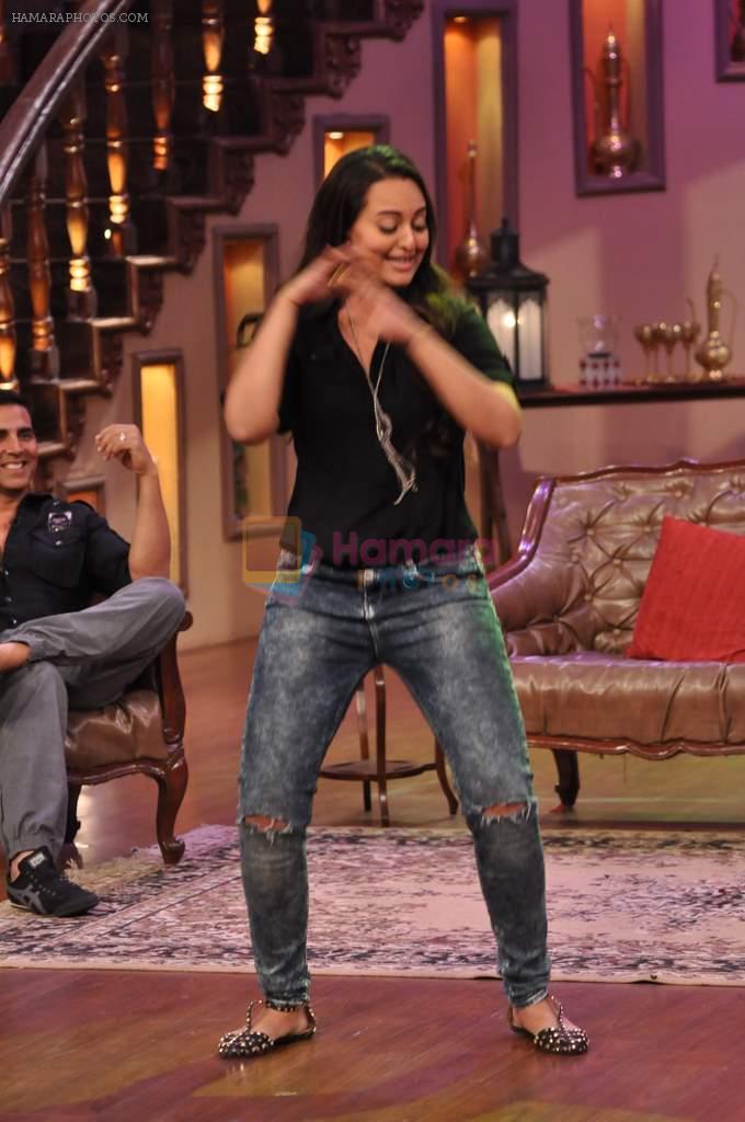 Sonakshi Sinha promote Once upon a time in Mumbai Dobara on the sets of Comedy Nights with Kapil in Filmcity on 1st Aug 2013