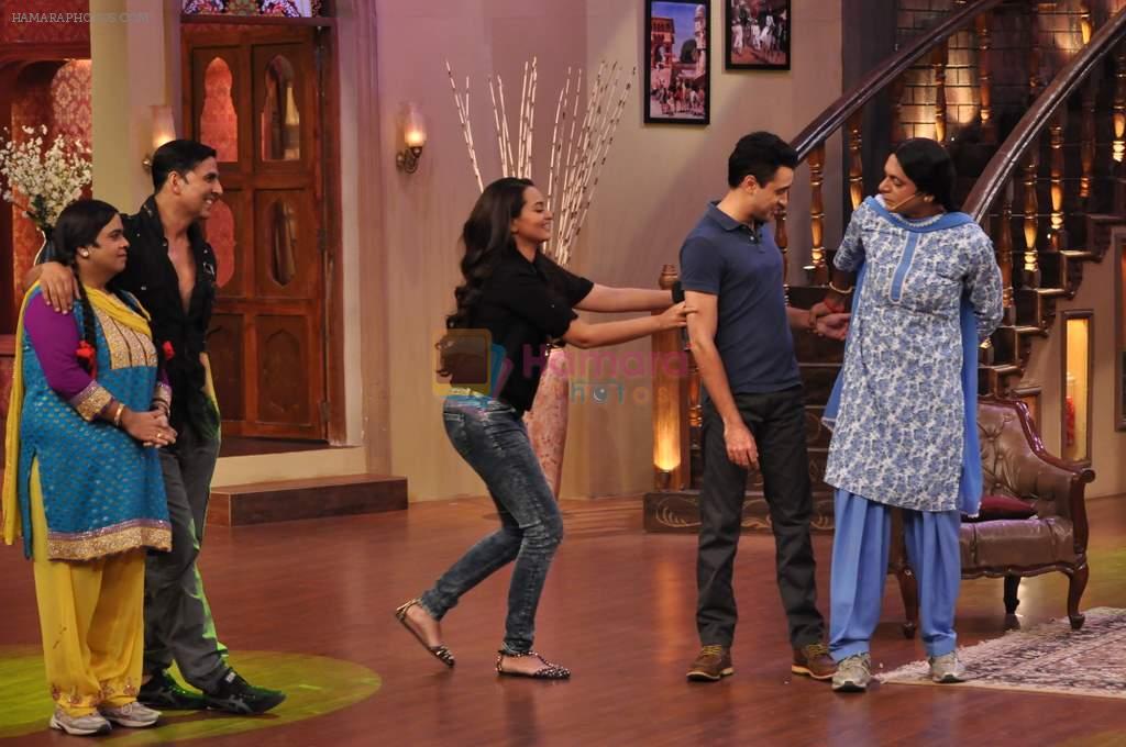 Sonakshi Sinha, Imran Khan promote Once upon a time in Mumbai Dobara on the sets of Comedy Nights with Kapil in Filmcity on 1st Aug 2013