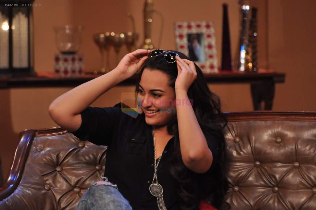 Sonakshi Sinha promote Once upon a time in Mumbai Dobara on the sets of Comedy Nights with Kapil in Filmcity on 1st Aug 2013